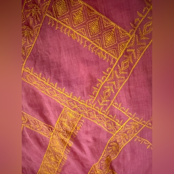 Ivy Jane EMBROIDERED POPOVER TOP in Orange and Pink Size M/L - Picture 9 of 9